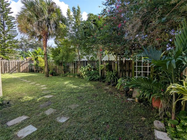 3822 SW 171st Ave, Miramar, FL 33027