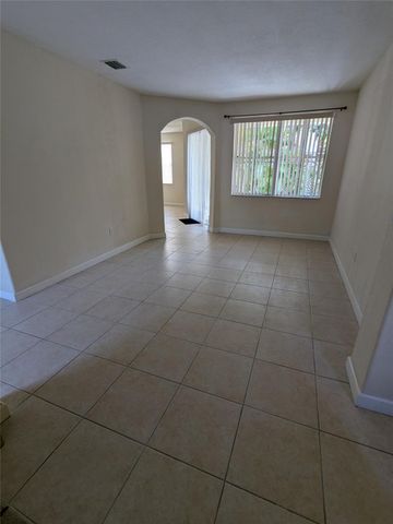 3822 SW 171st Ave, Miramar, FL 33027