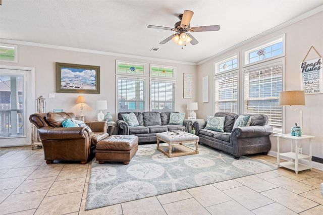 971 Driftwood Drive, Crystal Beach, TX 77650