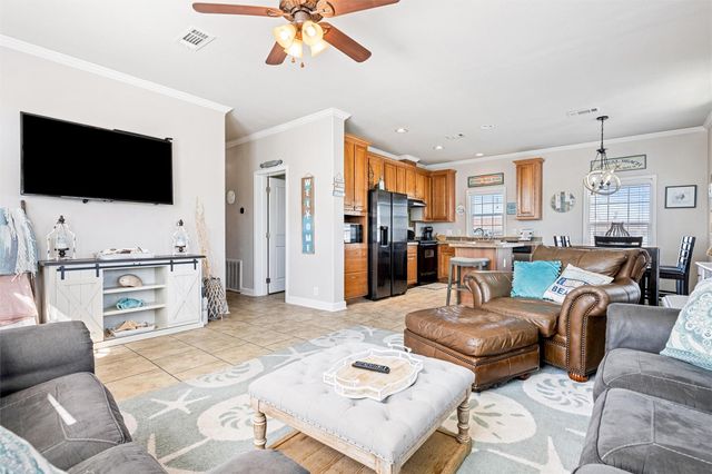 971 Driftwood Drive, Crystal Beach, TX 77650