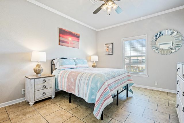 971 Driftwood Drive, Crystal Beach, TX 77650