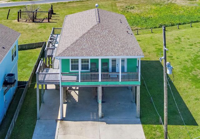971 Driftwood Drive, Crystal Beach, TX 77650