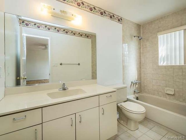 53A Grove Street, Glenwood Landing, NY 11547