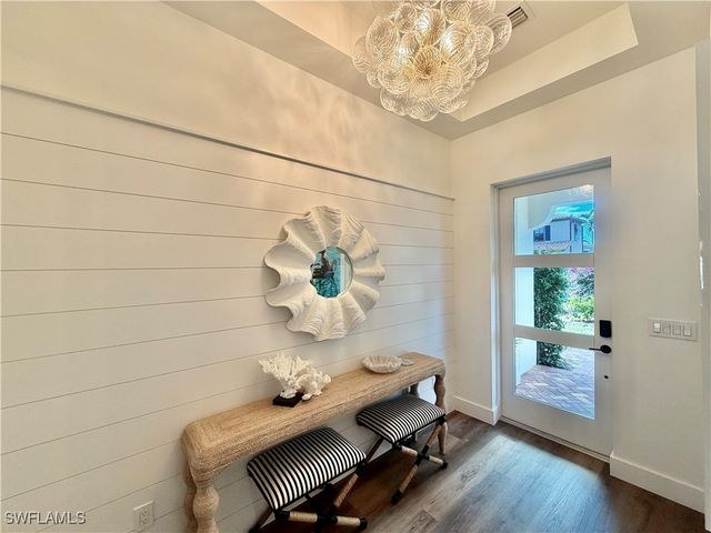 7930 Cordoba PL, Naples, FL 34113