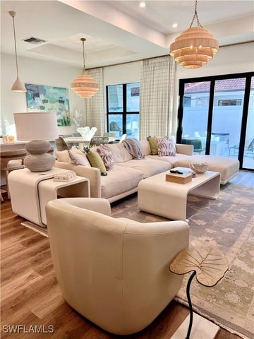 7930 Cordoba PL, Naples, FL 34113