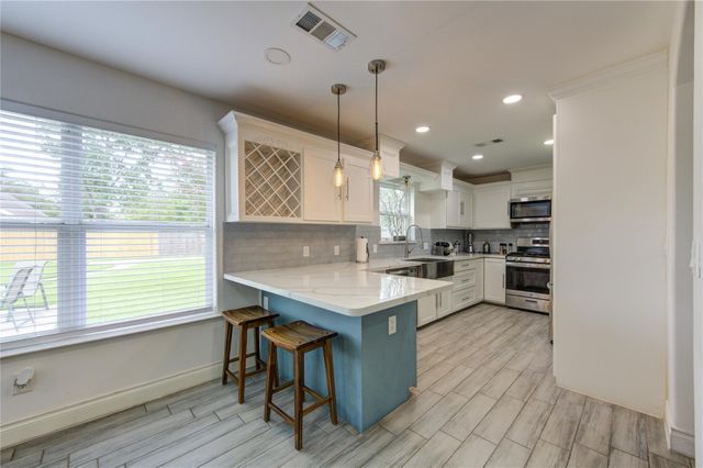 7602 Hammerly Boulevard, Houston, TX 77055