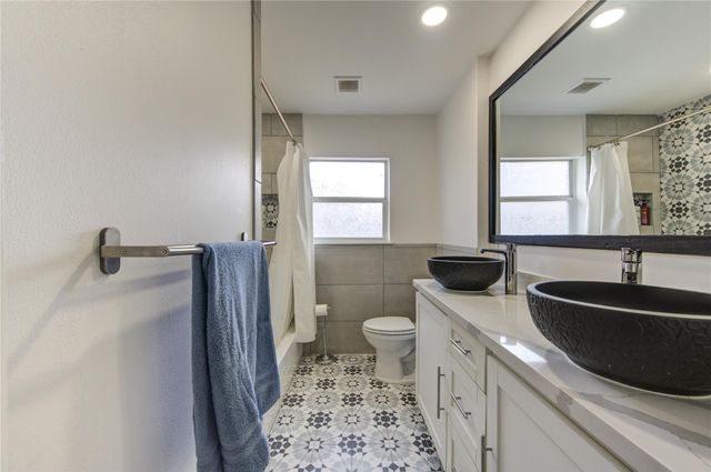 7602 Hammerly Boulevard, Houston, TX 77055
