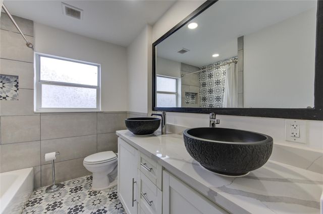 7602 Hammerly Boulevard, Houston, TX 77055