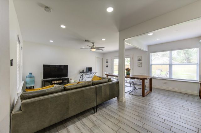 7602 Hammerly Boulevard, Houston, TX 77055