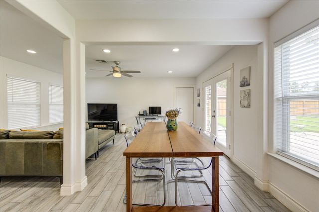 7602 Hammerly Boulevard, Houston, TX 77055