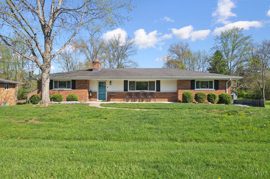 496 E Elm Drive, Pierce Twp, OH 45255