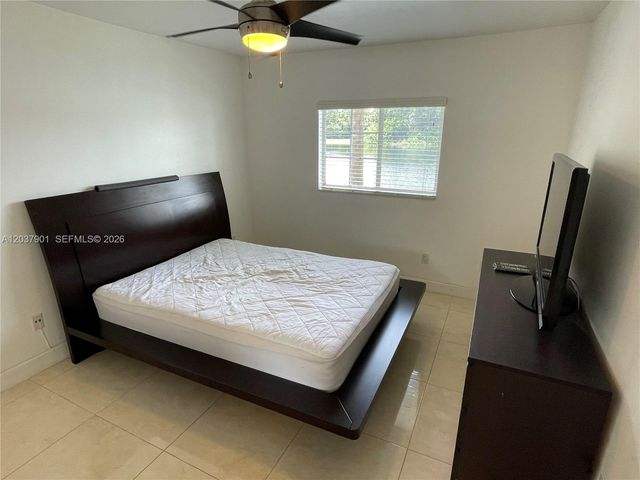 3690 N 56th Avenue 904, Hollywood, FL 33021