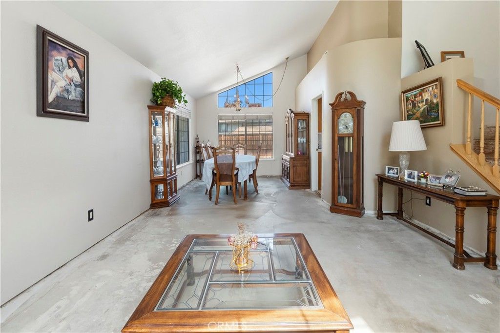 Image 10 of property listing at 10689 Mohave Court, Moreno Valley, CA 92557