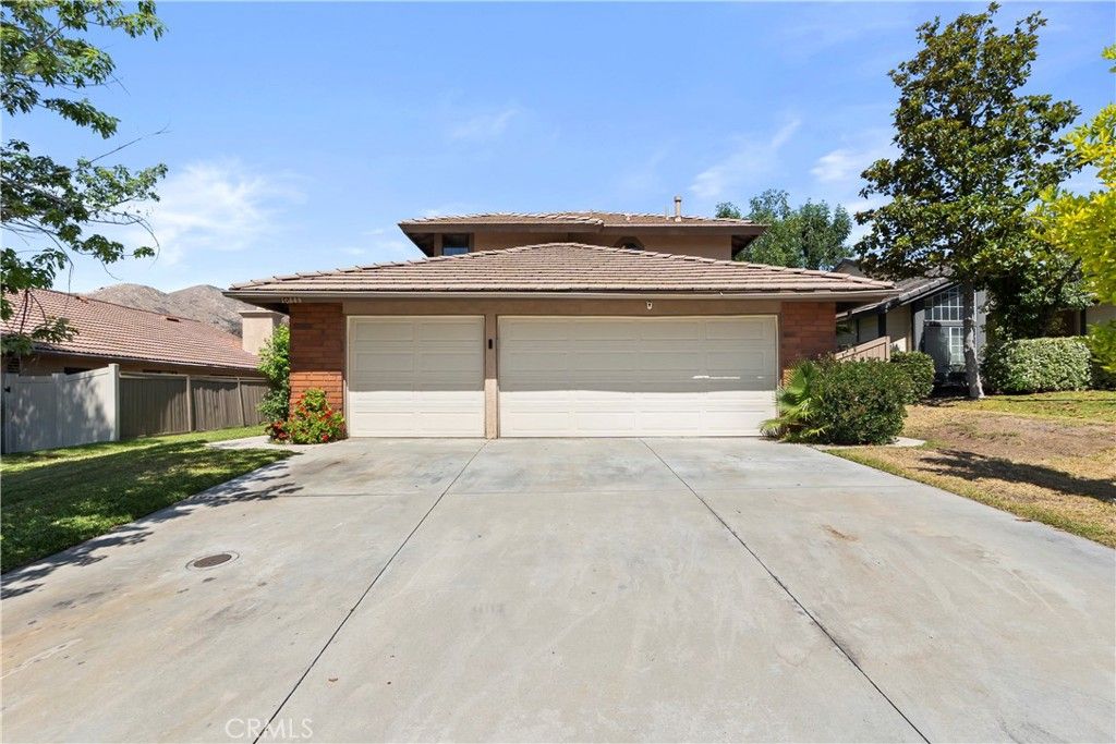 Image 2 of property listing at 10689 Mohave Court, Moreno Valley, CA 92557