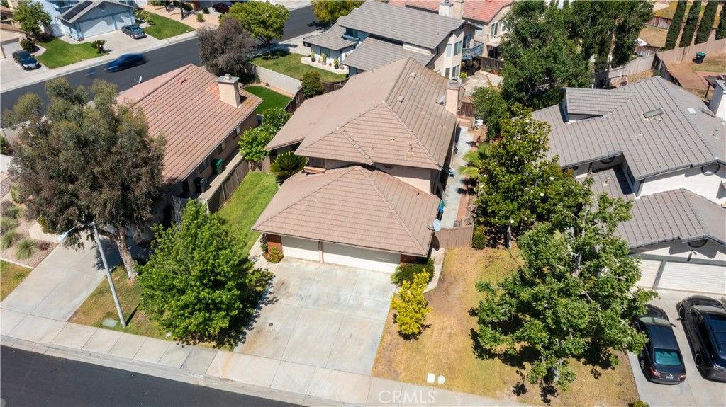 Image 3 of property listing at 10689 Mohave Court, Moreno Valley, CA 92557