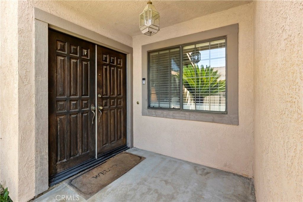 Image 7 of property listing at 10689 Mohave Court, Moreno Valley, CA 92557