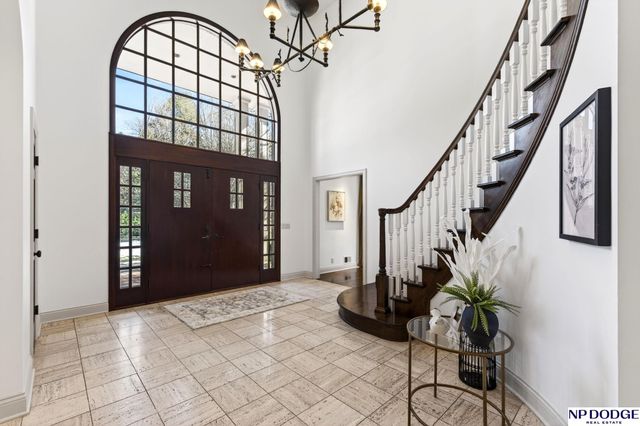 206 Fairacres Road, Omaha, NE 68132