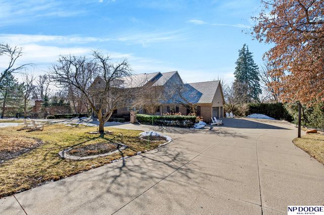 206 Fairacres Road, Omaha, NE 68132