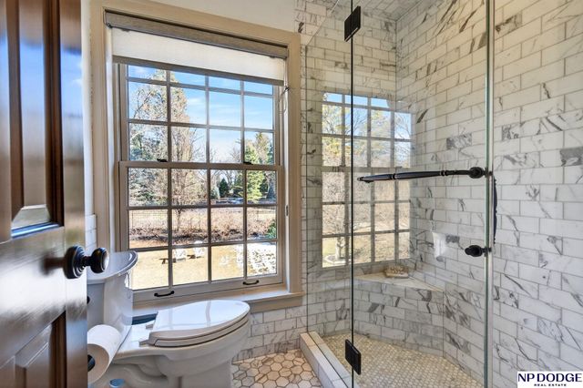 206 Fairacres Road, Omaha, NE 68132