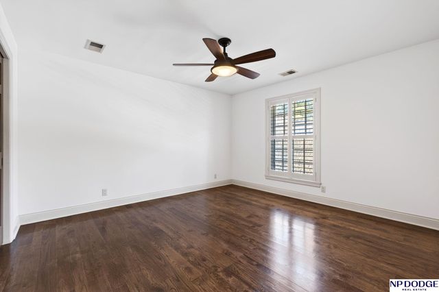 206 Fairacres Road, Omaha, NE 68132