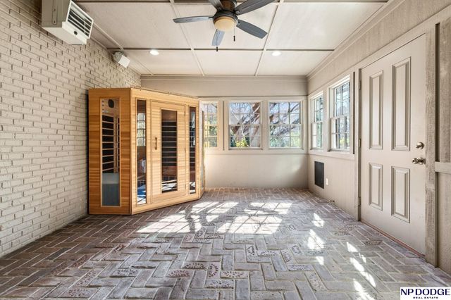 206 Fairacres Road, Omaha, NE 68132