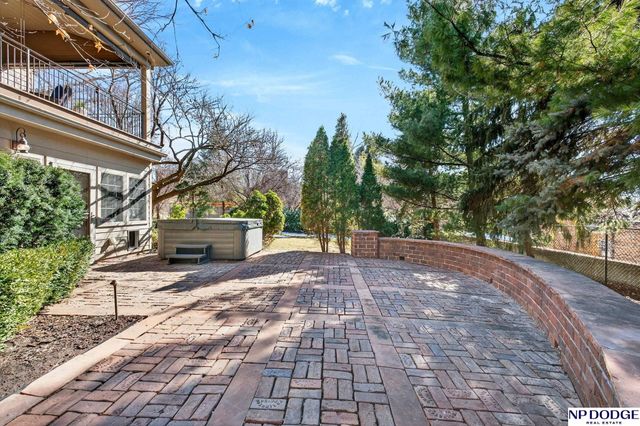 206 Fairacres Road, Omaha, NE 68132