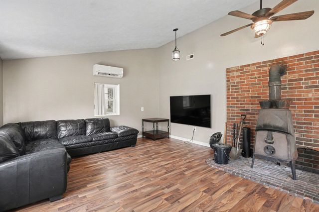 184 E Tyler Road, Muskegon, MI 49445