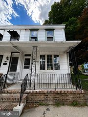 438 SAINT MARY ST, Burlington, NJ 08016