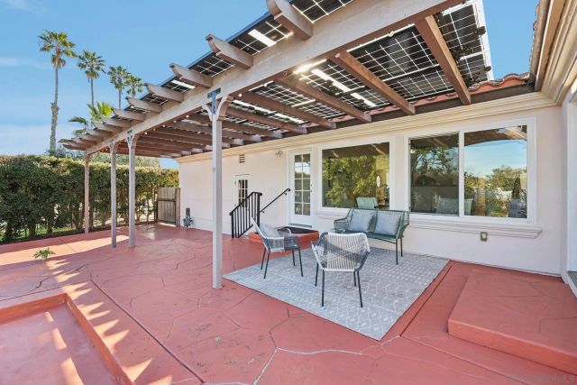 1590 Chatsworth Blvd, San Diego, CA 92107