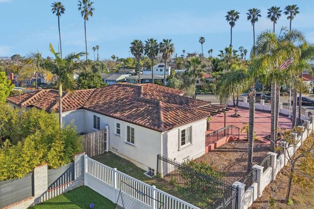 1590 Chatsworth Blvd, San Diego, CA 92107