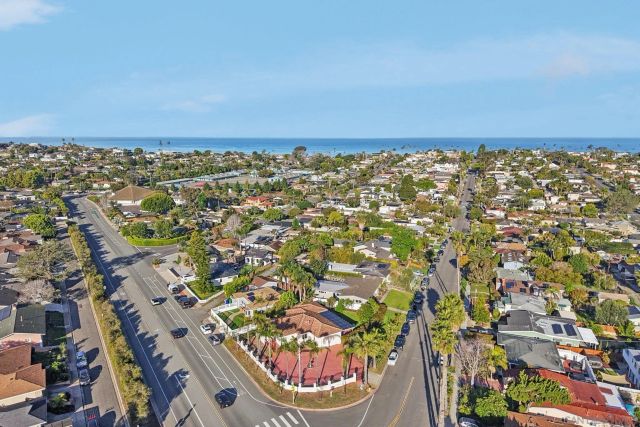 1590 Chatsworth Blvd, San Diego, CA 92107