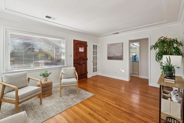 1590 Chatsworth Blvd, San Diego, CA 92107