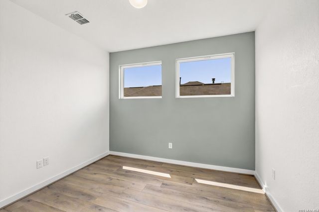 4410 STARK ALY, San Antonio, TX 78217