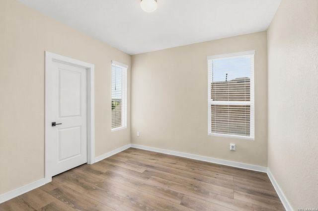 4410 STARK ALY, San Antonio, TX 78217
