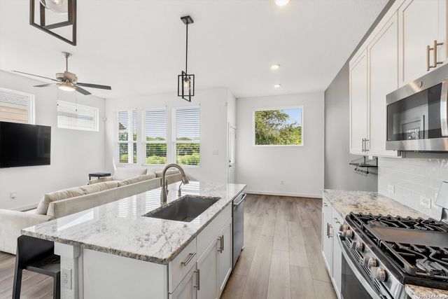 4410 STARK ALY, San Antonio, TX 78217
