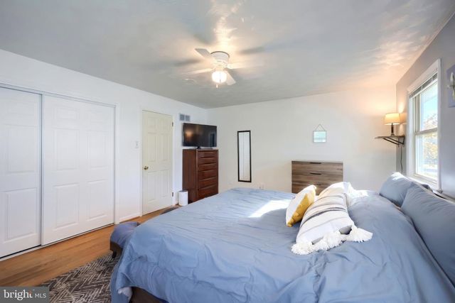 132 E KING ST, Dallastown, PA 17313