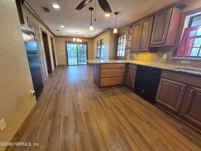 1729 COULEE Avenue, Jacksonville, FL 32210