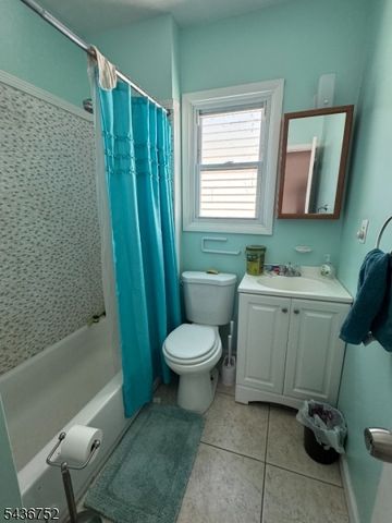 15 Hobson St, Newark City, NJ 07112