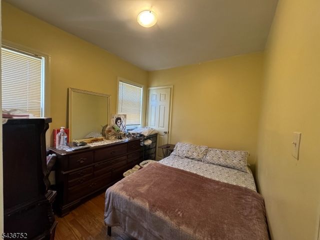 15 Hobson St, Newark City, NJ 07112