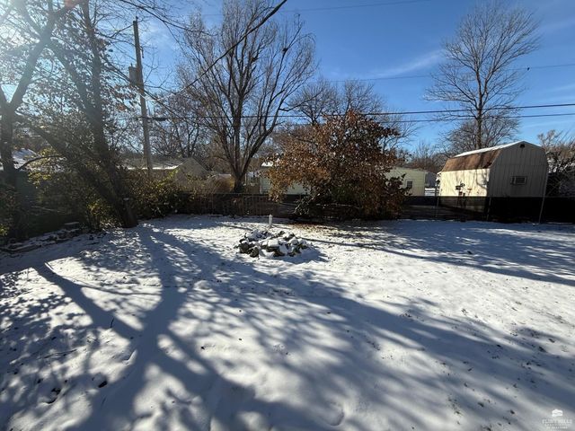 2129 Blaker Drive, Manhattan, KS 66502