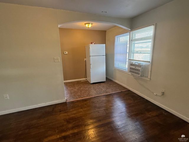 2129 Blaker Drive, Manhattan, KS 66502