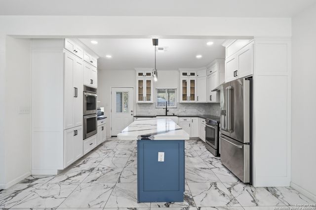 8609 Abe Lincoln, San Antonio, TX 78240