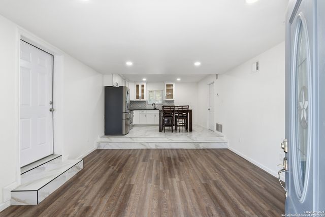 8609 Abe Lincoln, San Antonio, TX 78240