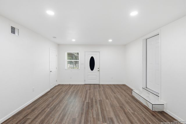 8609 Abe Lincoln, San Antonio, TX 78240