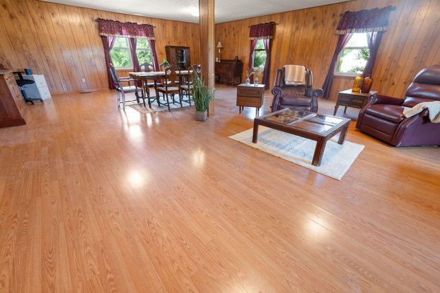1314 Kit Cowan Road, Somerset, KY 42501