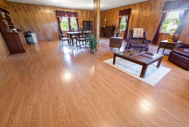1314 Kit Cowan Road, Somerset, KY 42501