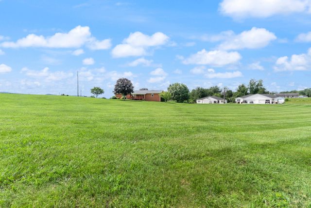 1314 Kit Cowan Road, Somerset, KY 42501