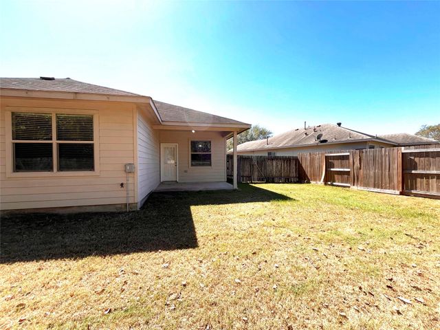 20330 Pine Water Lane, Tomball, TX 77375