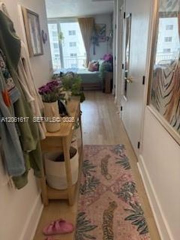 345 Ocean Drive 718, Miami Beach, FL 33139