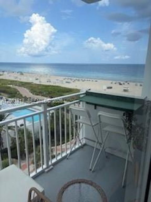345 Ocean Drive 718, Miami Beach, FL 33139